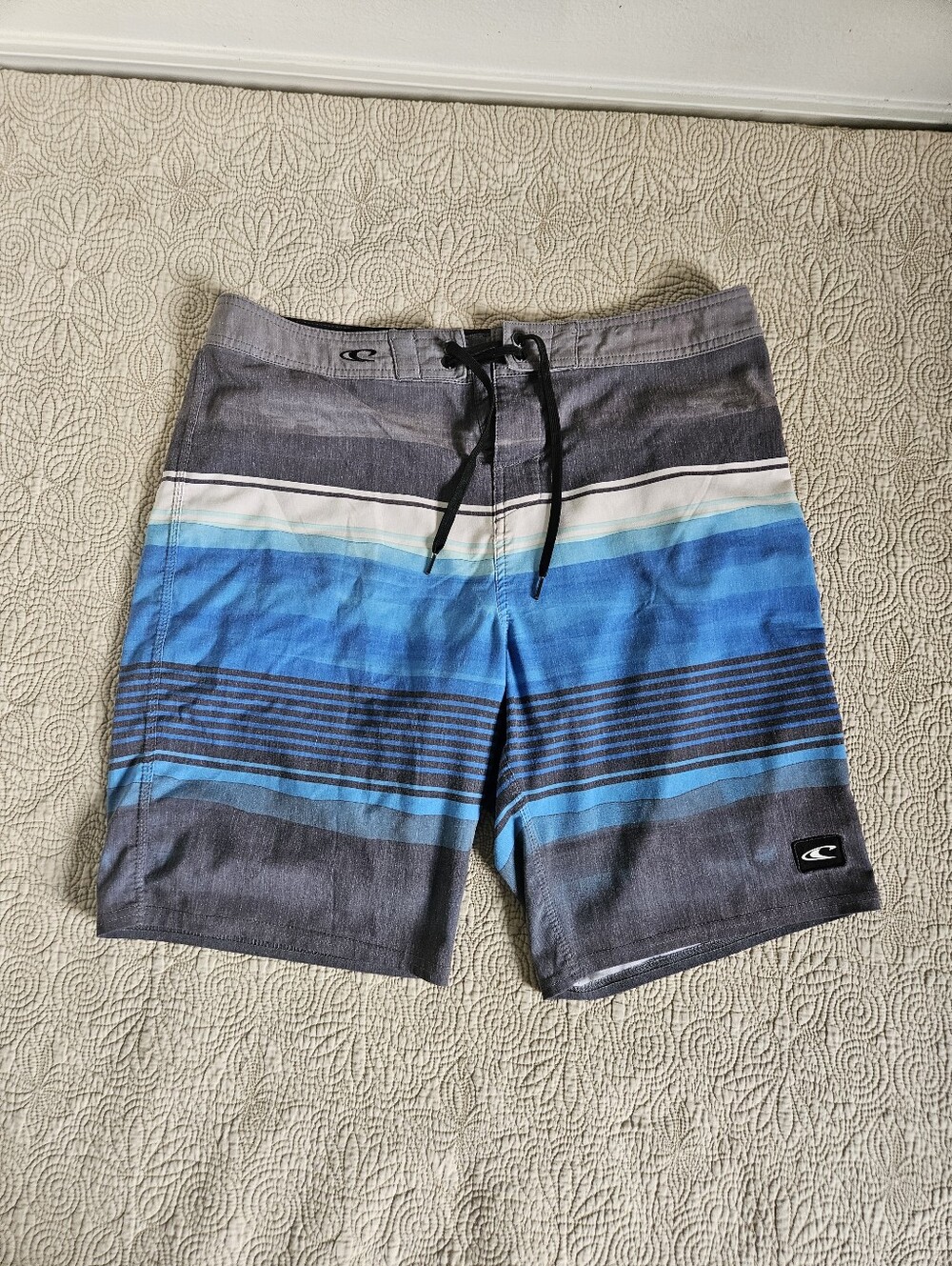 O'Neill Men's Board Shorts, Size 34, Striped Swim Trunks, blue/grey